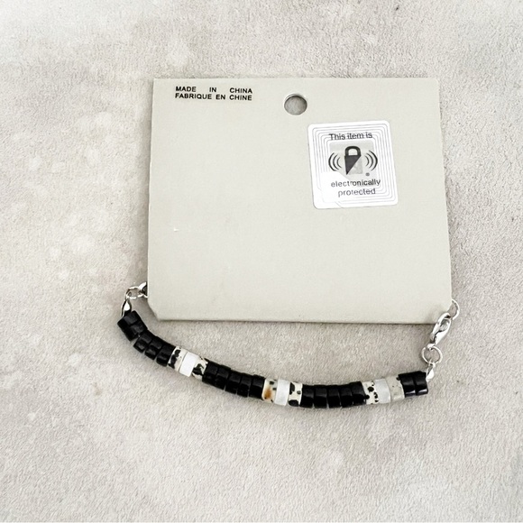 NWT Urban Outfitters Liam Geniune Stone Beaded Bracelet - Picture 2 of 2